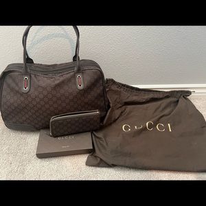 Vintage Gucci
Large Princy GG Nylon Shoulder Bag